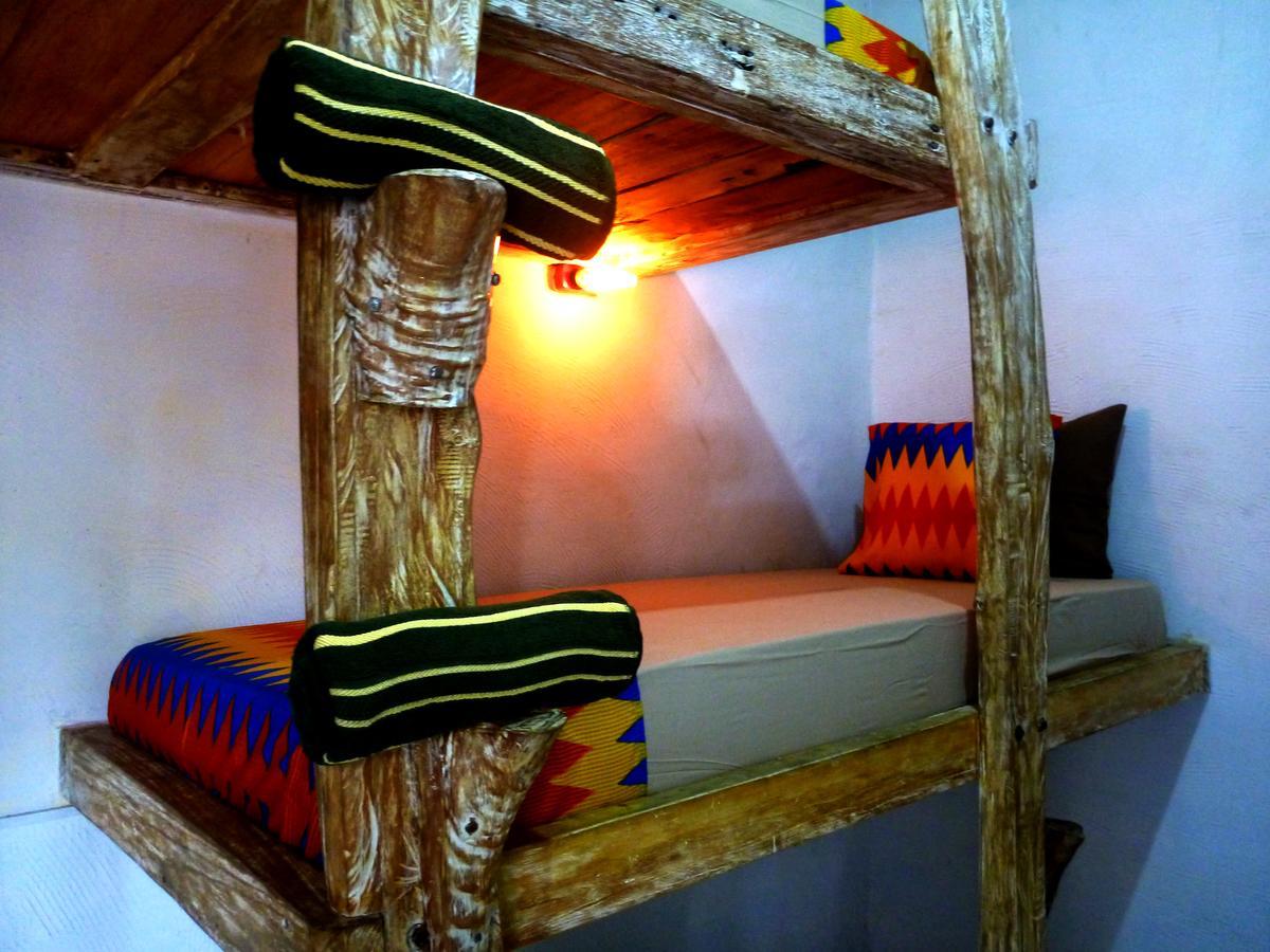 Gipsy Backpackers Hostel Gili Trawangan Luaran gambar