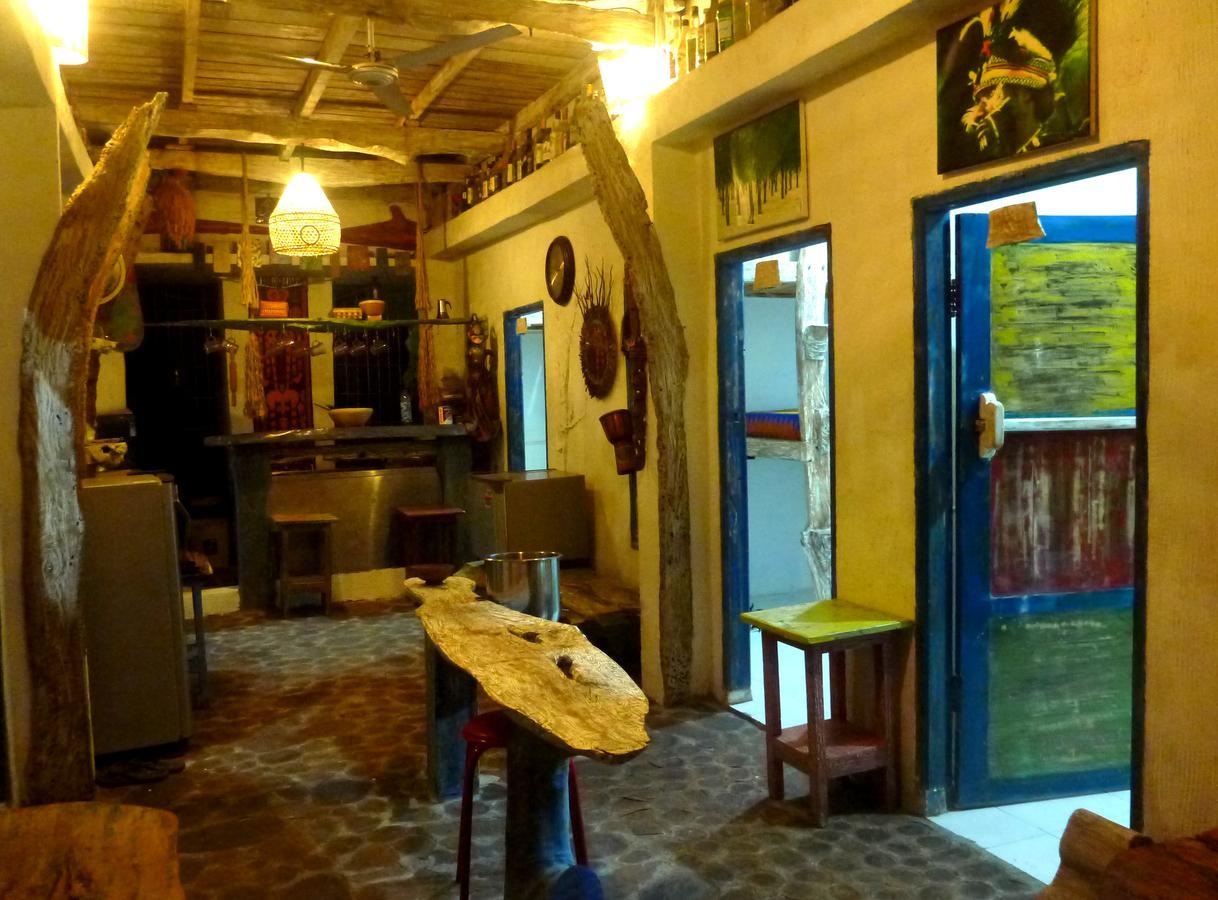 Gipsy Backpackers Hostel Gili Trawangan Luaran gambar