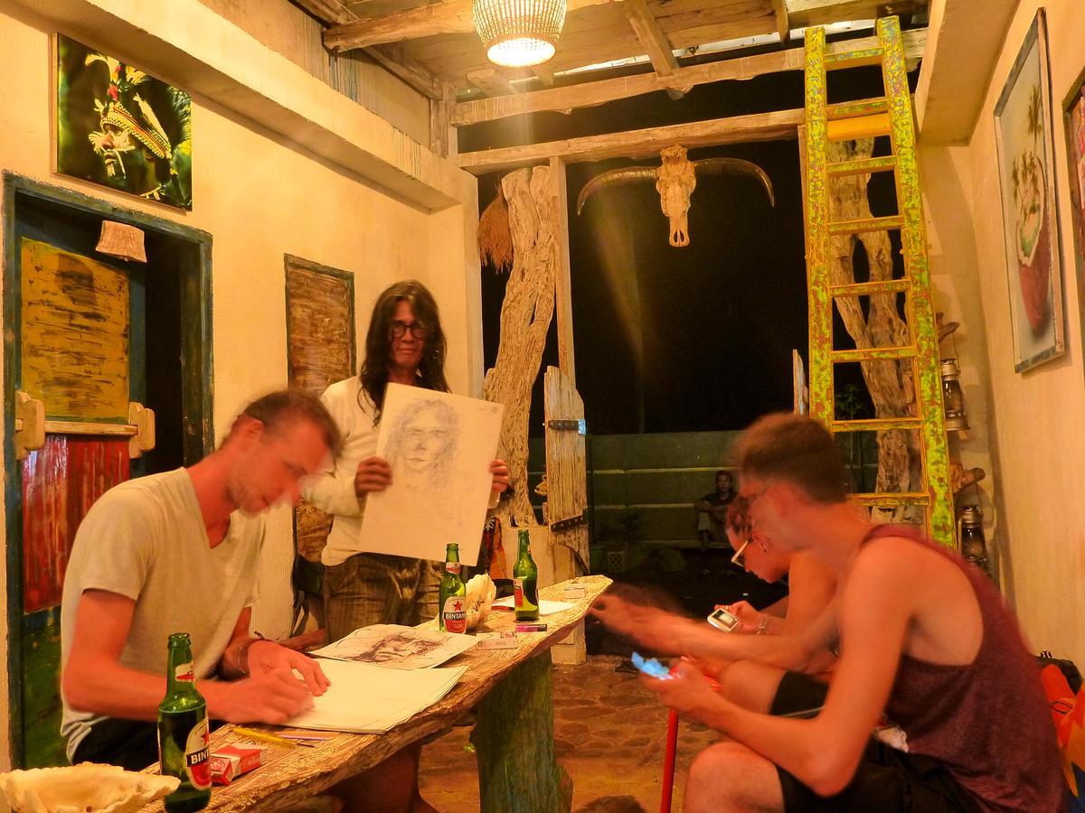 Gipsy Backpackers Hostel Gili Trawangan Luaran gambar