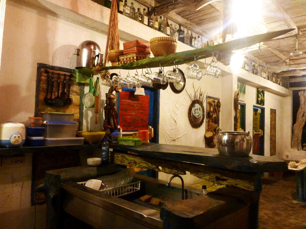 Gipsy Backpackers Hostel Gili Trawangan Luaran gambar
