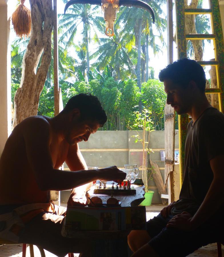 Gipsy Backpackers Hostel Gili Trawangan Luaran gambar
